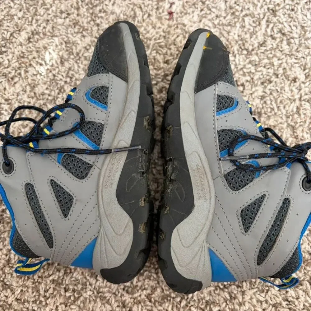 Size 11 / Boys Merrell Boots